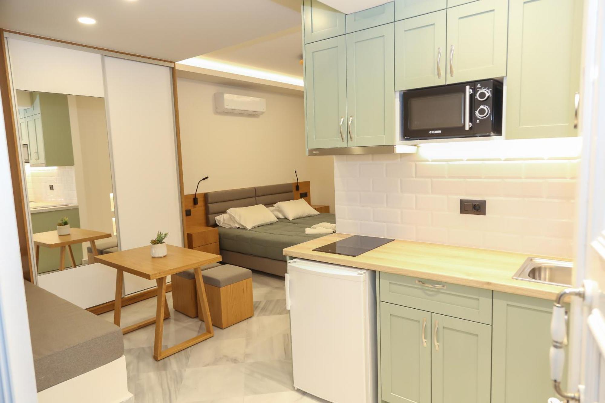 Heaven Apartments Agia Marina エクステリア 写真